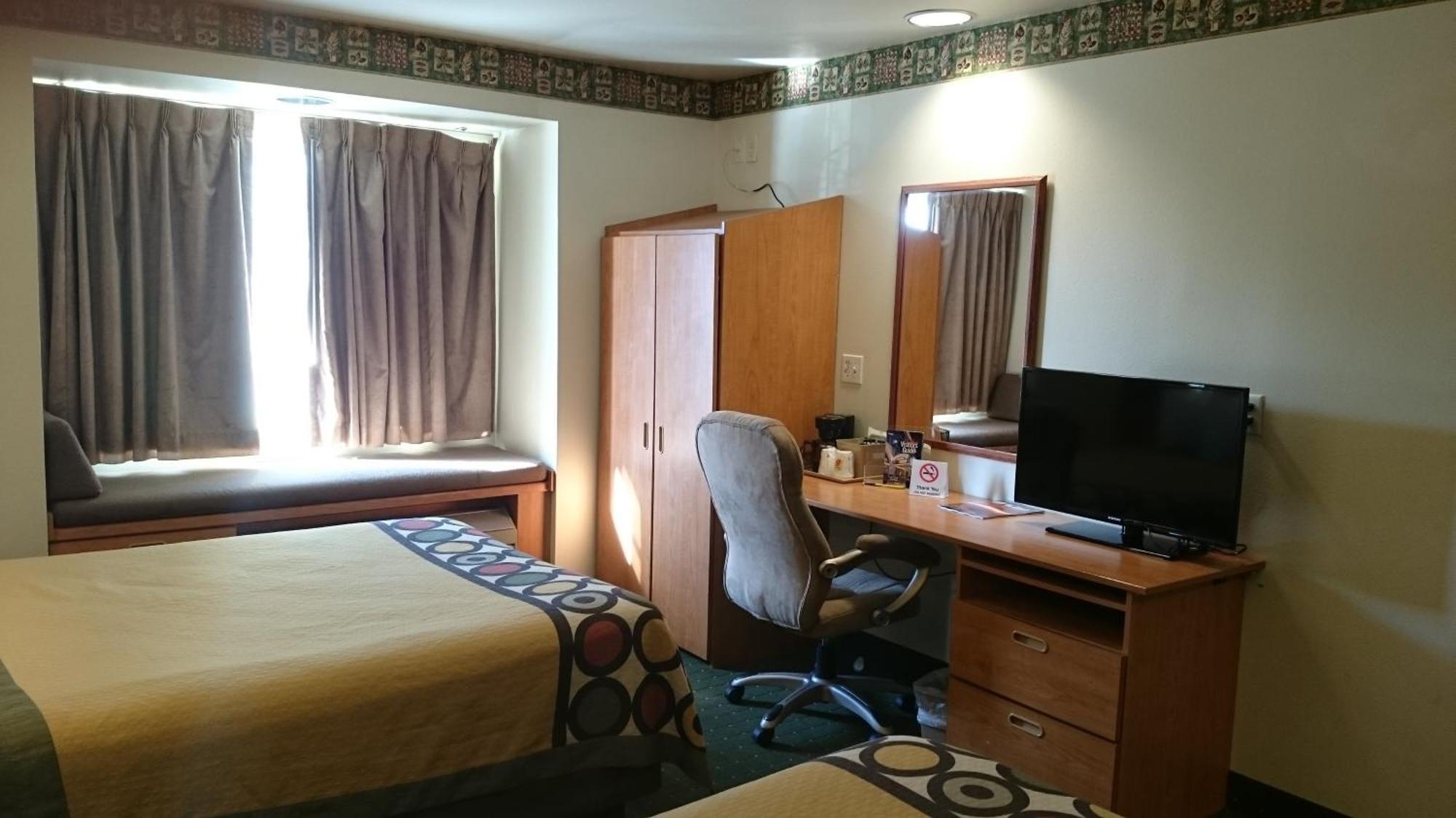 Super 8 By Wyndham Pride Midvale/Midvalley/Salt Lake City Екстериор снимка